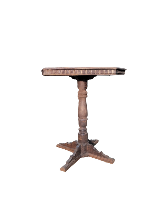 Colonial Table